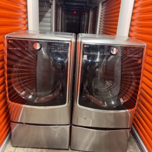 LG Washer/Dryer Set Side Kick Pedestal Washer SmartThinQ High Efficiency Turbo Steam/Wash Heavy Duty